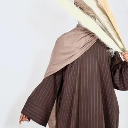 Этническая одежда Рамадан Дубай Полосатый мусульманский мусульманский платье хиджаба Турция Муслим закрытый абайя кафтан