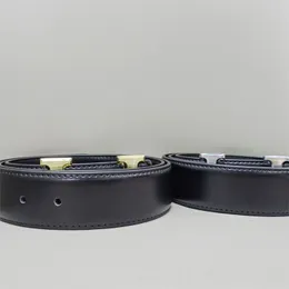 Bälten för kvinnor Designer Men Belt Luxury Leather Cintura Elegant Business Big Letters Button Utsökt Leisure Trendy Charms Pants Mens Belt 3,8 cm Bredd ZB110