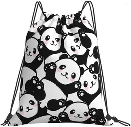 Sacos de armazenamento Panda bonito dos desenhos animados Mochila com cordão leve à prova d'água para academia de ioga ao ar livre natação viagens