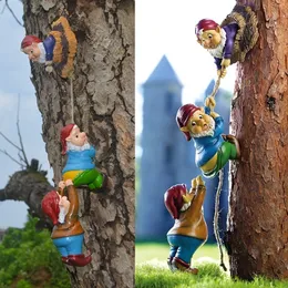 Trädgårdsdekorationer 7cm och 12 cm dvärgträd som klättrar Little Man Outdoor Decoration Statue 230721