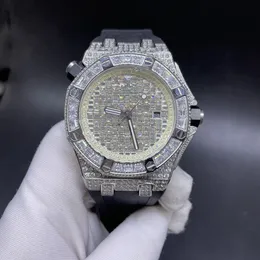 ダイヤモンドウォッチメンズ自動機械式時計ダイヤモンドがちりばめられたスチール904Lサファイアブラックラバーウォッチバンドの男性腕時計を備えた40mm