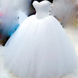 Новое простые белые пухлые бальные платья возлюбленная Quinceanera платье для вечеринки специальные платья сладкие 16 vestido longo QC1501303a