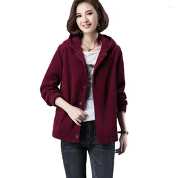 Kopa damska płaszcza wiosna jesień 2023 Corduroy Jacket Women Korean Loose Casual Płaszcz Jednostoinowy z kapturem płaszcz 4xl