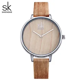 Shengke Nowe kreatywne zegarki dla kobiet w drewnianej skórze zegarek prosta żeńska kwarcowa ręka Relogio feminino254f