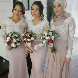 Robe Demoiselle d'Honneur długie rękawy Syrenka różowa muzułmańska sukienki druhna koronkowe aplikacje arabskie sukienki na bal