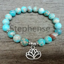 MG0707 Natürliche blaue Regalite Stein Armband Lotus Blume Charme Yoga Armband Mode Neue Design frauen Energie Armband Shipp3025