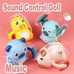 Brinquedos de inteligência Brinquedos de rolamento de controle de voz para crianças Brinquedos de música infantil Controle de som para crianças Presente interativo 230721