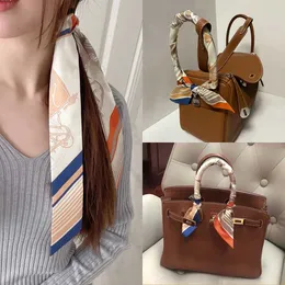 Moda Feminina Laços de cabelo Famosa Marca H Echarpe De Seda Com Logotipo Versátil Sarja De Seda Cachecóis De Encadernação Bolsa Alça Tira Sem Caixa