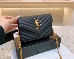 Mode kvinnor luxurys designers väska handväskor högkvalitativ läder axel handväska trend koppling handväska damer klassiska kuvert väskor plånbok med logotyp dhgate väska