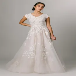 2022 Novo Marfim Champanhe Linha A Vestidos de Noiva Modestos Mangas Boné Decote em V Apliques de Renda Botões Costas Feminino Formal Noiva G1962