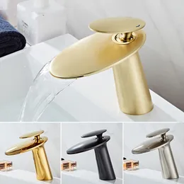 Brushed Gold Basin Faucet Brass Rose Gold Bathroom Faucet Cold Hot Waterfall Mixer Sink Tap Single Handle Deck Mounted Gold Tap