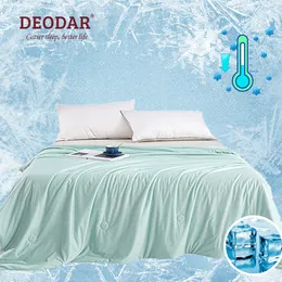 Conjuntos de cama Cobertores Deodar Cooling Consolador Ar Condicionado Leve Colcha de Verão Cool Feeling Fibra Skinfriendly Respirável 230721