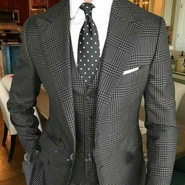 ダークグレーのメンズ格子縞のスーツイギリススタイルのスリムノッチラペルグルームパーティータキシードウェディングタキシードフォーマルプロムスーツジャケットPant224c