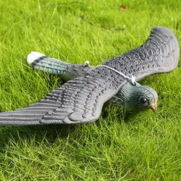 Film New Flying Falcon Cat Bird Scare Protect Fish Garden Decoy Humane Bird Deterrent