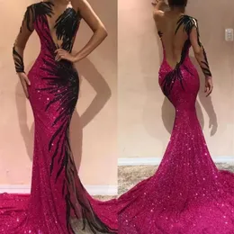 Sexy Fuchsia Mermaid Prom Dresses 2022 One Sleeve Open Back Evening Gowns With Black Embroidery Long Sleeves Pageant Dress BC0468182Z