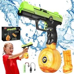 Piasek Play Water Fun Vatos Electric Water Gun for Childrens Automatyczny pistolet wodny 32 stóp Długie zasięg Duża pojemność pistoletu woda letnia 230721