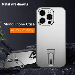 Luxury Aluminium Stand Telefonfodral för iPhone 14 13 Pro Max Plus Metal Lens Protection TPU Frame Ritning Bracket stötsäkert omslag