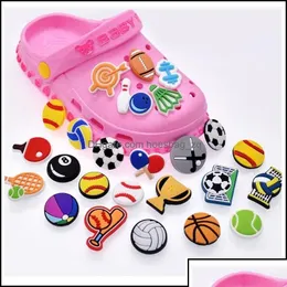 Buty części Akcesoria buty 100pcs/partie piłki folosballowe dekoracje dekoracje koszykówki kreskówka pvc jibitz buckle boys przyjęcie dla dzieci d dh10y