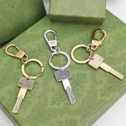 Bai Cheng Keychain for Women Men Fashion Keyring Sier Gold Buckle Stainless Steel Designers Keychains High Quality Drive Key Ring with Green Box