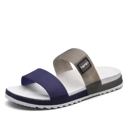 Sandaler Summer Casual Breattable Beach Sandaler Men's Outdoor bekväma och fashionabla tofflor Gummi vattenskor 230720