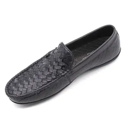 Slip på lägenheter skor loafers plus size bowling skor äkta läder plattform skor mode utomhus sammet falt lyx designer casual tränare sneakers loafers