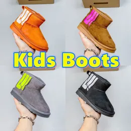 Niños pequeños Botas para niños Bota cálida australiana Clásicos para niñas y niños Zapatos con lazo para la nieve para jóvenes Mini uggi zapatilla de deporte fea zapato de diseñador