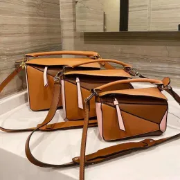Hot 10A Luxurys Designers Bag Moda Mulheres Sacos de Ombro Totes Bolsa Clássico Couro Geometria Bolsa Senhoras Carteira