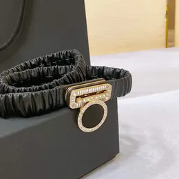 Mode full AAA Zircon Letters Belt Black äkta läder i midjebälte Autumn Runway Ice Diamond Jewelry Women's Accessories Geometric Crystal Rectangle Midjeband