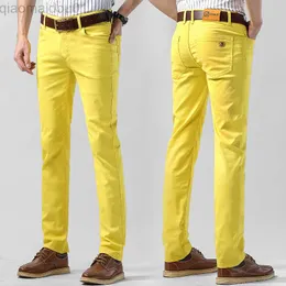 Mäns jeans 2022 Autumn and Winter New Men's Yellow Jeans Trendy Brand Fashion All-Match Pink Casual Pants Man Classic Red Denim Trousers L230724