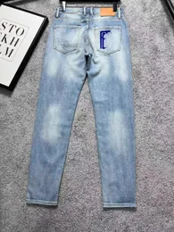 Designer-Luxus-Herren-Jeans, leichte Jeans, lange Buchstaben-Stickerei, genähter Riss, Trendmarke, Motorradhose, Slim-Fit-Hose