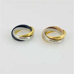 Tillverkare levererar direkt ringkort av hög kvalitet plus tre-ringar ring tre-färgs ring mode trend rostfritt stål titanstålring
