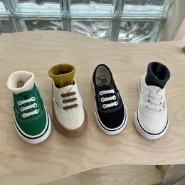 Sneakers Toddler Boy Shoes Spring Canvas Shoes Korean Girls' Fashion Board Shoes Baby Indoor Slip on White Shoes 230721