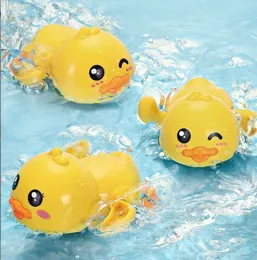 Hot selling baby bath toys Children's splashing ducklings Baby Yellow duck swimming toys Boys girls bath