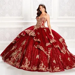 Sparkly Red Beaded Lace Baljurk Quinceanera Jurken Met Jasje Sweetheart Neck Lovertjes Galajurken Gelaagde Geappliceerd Sweet 15 Dr209S