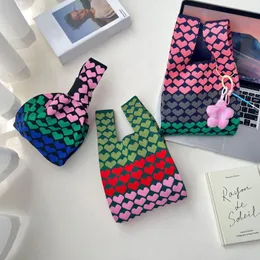 Einkaufstaschen Stricken Handtasche Frauen Handgelenk Tasche Koreanische Casual Herz Muster Tote Faltbare Eco Wiederverwendbare Lebensmittel Lagerung