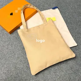 Hurtowa duża pojemność z logo torbą na płótnie w stylu łatwe do pasowania torby na podarunki pod pachami ładne ekologiczne torby