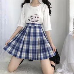 Юбки Японская мода милая школьница плиссированная юбка Женщины хараджуку Винтажный клетчатый мини -мини -каваи косплей линейная форма короткая