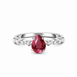 Japan och Sydkorea S925 Sterling Silver Ruby Micro-Zircon Ring Female Minority Design Sense Simple Exquisite SMEE sach