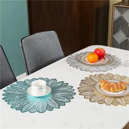 Bordslöpare tjockare PVC Western Placemat American Bronzing Fashion Isolation Mat Multifunction Style Decoration