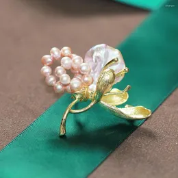 Broscher handgjorda naturliga sötvatten pärla retro barock fjäril orkidé brosch stift kvinnors tillbehör grossist smycken