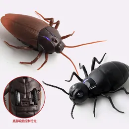 Electric/RC Animals RC Infrared Remote Control Cockroach Toy Animal Trick skrämmande skada barnleksaker roliga nyhet gåva RC spindel ant 230724