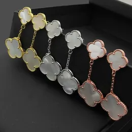 Vanclef Fashion Four-Leaf Clover Clover Nacre Shell Gold Plated Agat Projektantka dla kobiet Wysokiej jakości kolczyki Biżuteria