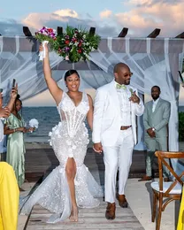 Weiße 3D-Blumen afrikanische Meerjungfrau-Hochzeitskleider für die Braut 2023, durchsichtiges Korsett, Strand-Verlobungskleid, afrikanische breite Spaghetti
