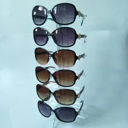 Kvinnor reser mode solglasögon uv400 leopard sköldpaddor solglasögon designer sommarögon 6 färg 6 färg
