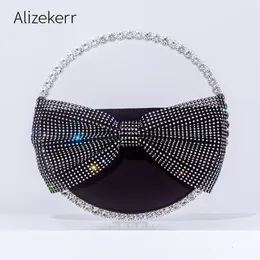 Round Round Bow Diamond Bag Bag Party Praying Crystal Clutch Poures وحقائب اليد مصمم محافظ فاخرة عالية الجودة 230724