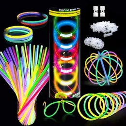 LED Light Sticks Glow Bulk Glowsticks Stick Bracelet Naszyjniki w ciemnej imprezie neonowej wielkanocne Święta Bożego Narodzenia Halloween