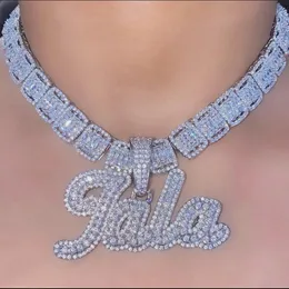 Collane con ciondolo Uwin Pennello personalizzato Lettera corsiva Ciondolo Nome Collana Baguette Catena Micro pavimentata CZ Gioielli Hiphop personalizzati 230725