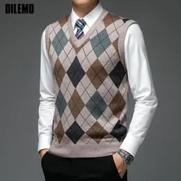 سترات الرجال مصمم الأزياء العلامة التجارية Argyle Pullover Diamond Sweater v الرقبة متماسكة للرجال 6 ٪ من الصوف بلا أكمام أوتوم الرجال غير الرسميين الرجال 230725