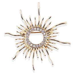 Pins Brooches High Quality Sun Shape Brooch For Women Men Prong Setting Crystals Color Broches Hijab Pins Scarf Buckles Plastron 224D