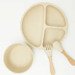 Conjunto de alimentação para bebês Pratos de silicone de grau alimentício para crianças Prato antissilp Sucção Tigela para crianças Talheres grátis Colher garfo ZZ